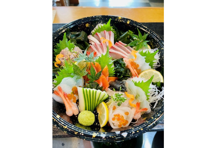 刺身盛り合わせ
